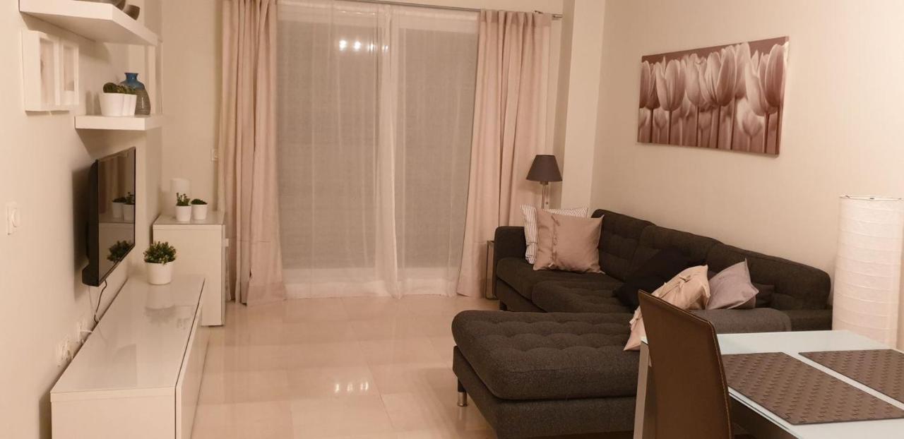 Neptuno 2B Menyber Apartman Nerja Kültér fotó
