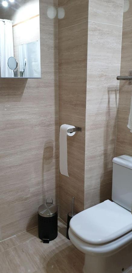 Neptuno 2B Menyber Apartman Nerja Kültér fotó