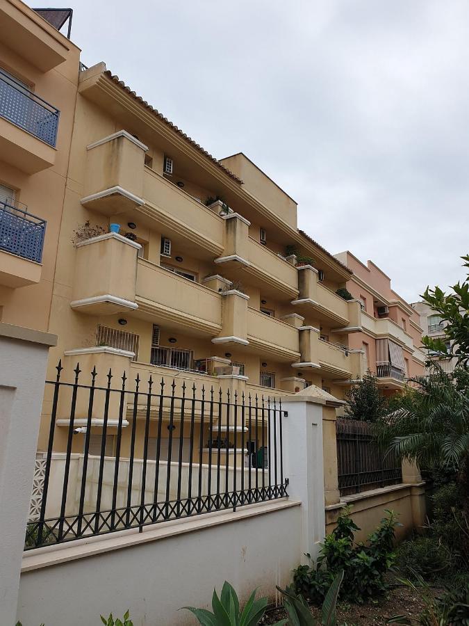 Neptuno 2B Menyber Apartman Nerja Kültér fotó